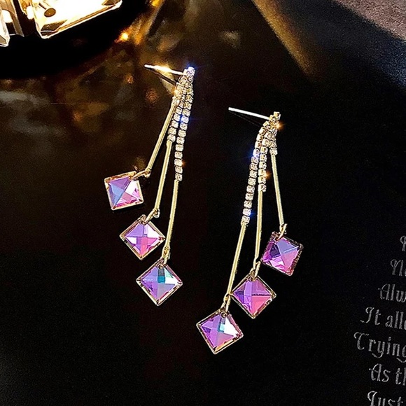 Earrings - Picture 5 of 5